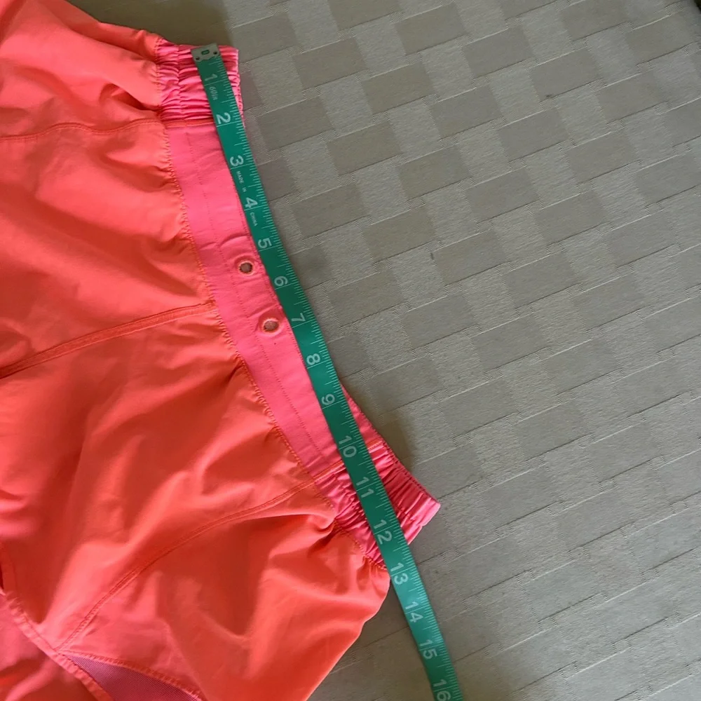 Lululemon Hotty Hot Short in Orange